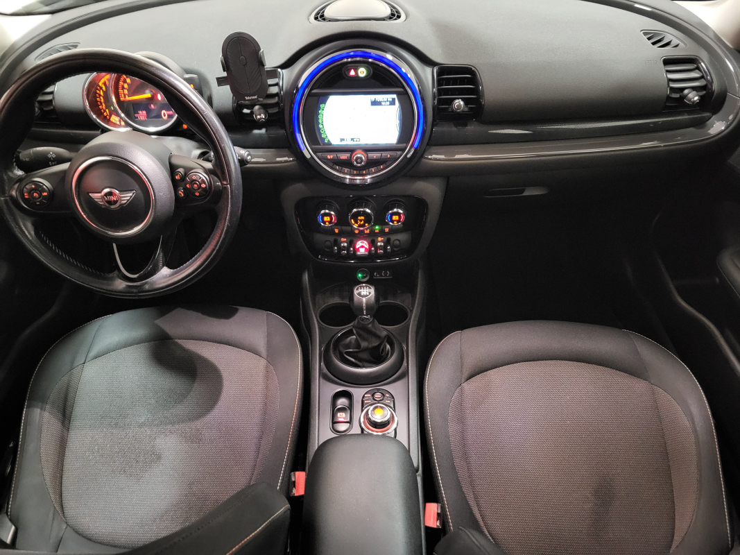 Mini Clubman — 12