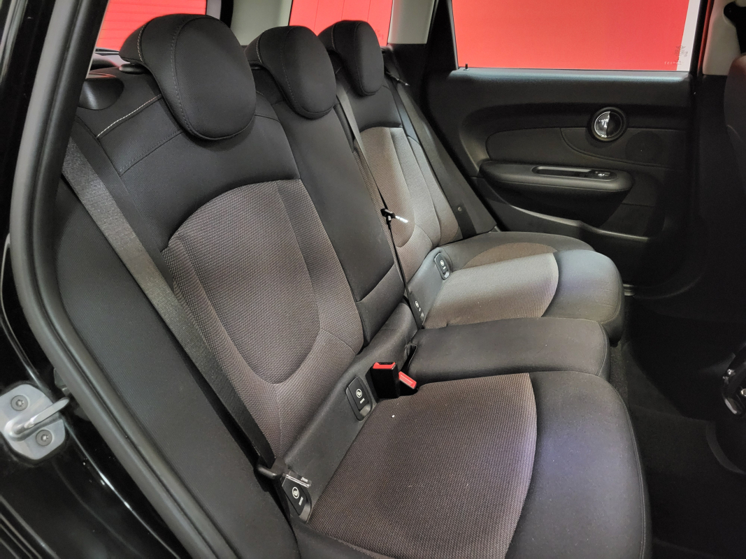 Mini Clubman — 29