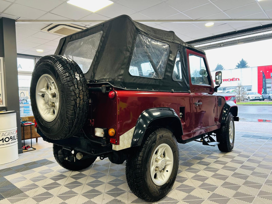 Land Rover Defender — 9
