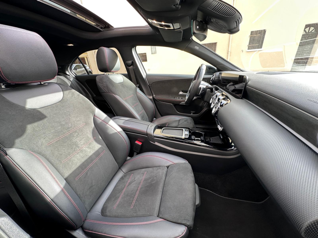 Mercedes Classe A — 22