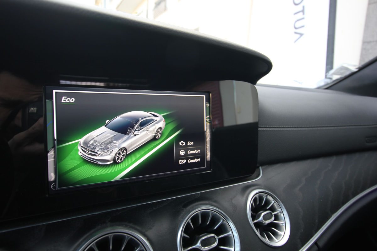 Mercedes Classe E Coupe — 13