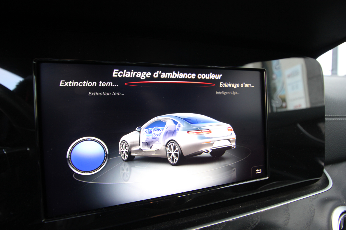 Mercedes Classe E Coupe — 17