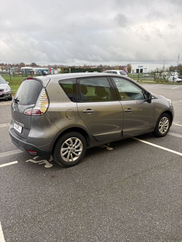Renault Scenic — 6