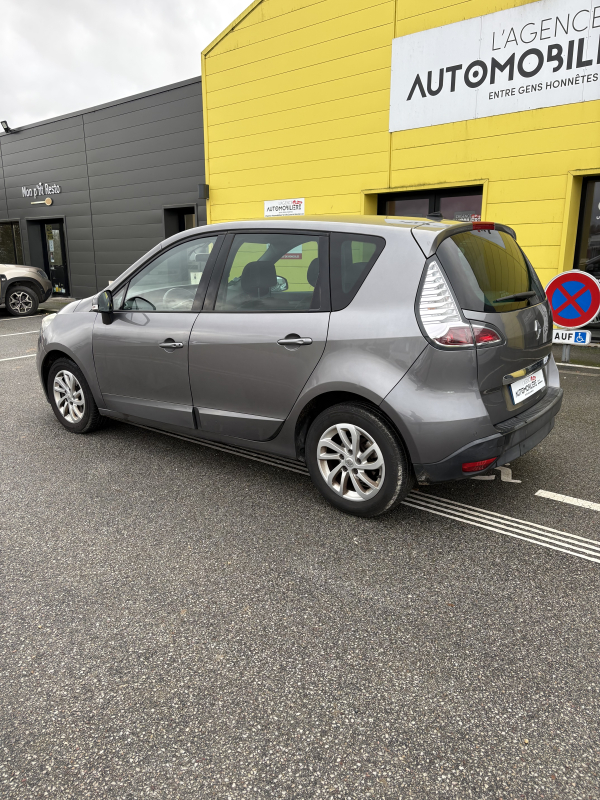 Renault Scenic — 8
