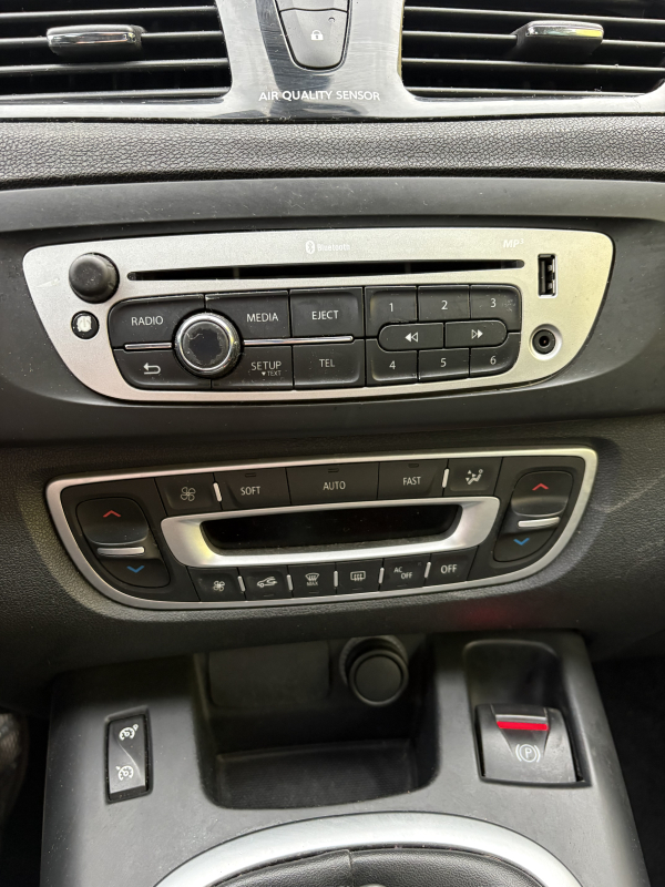 Renault Scenic — 16