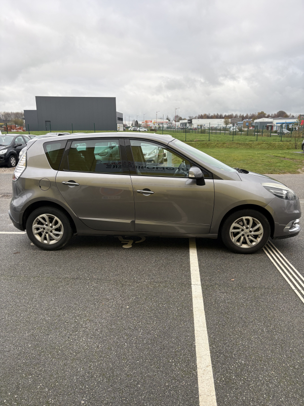 Renault Scenic — 5