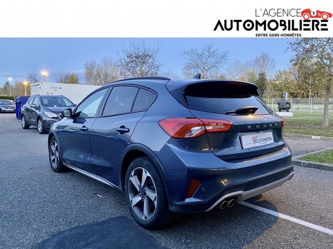 Ford Focus — 5