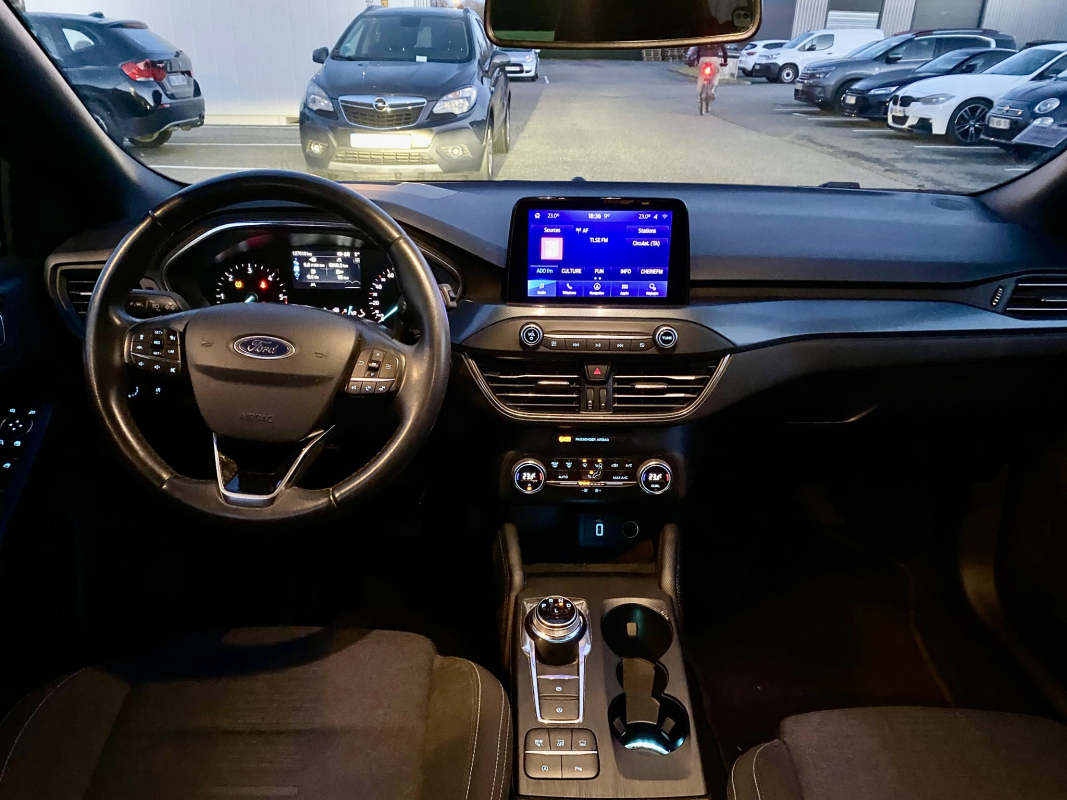 Ford Focus — 12