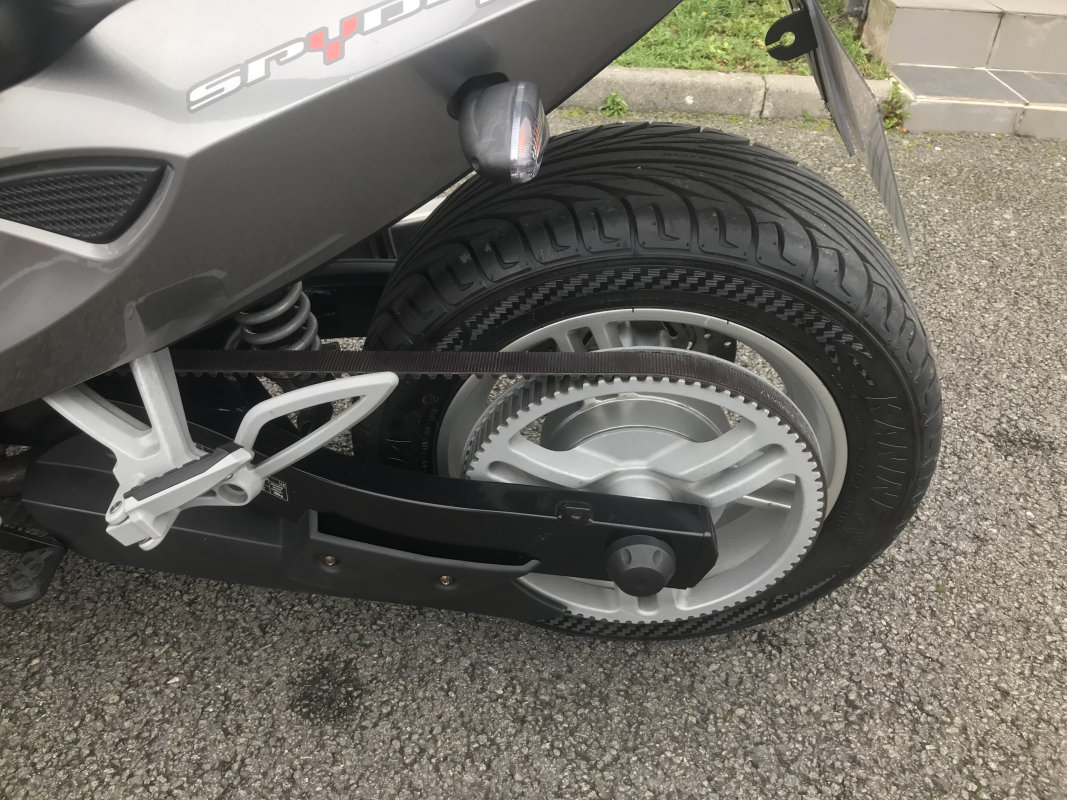 Can-Am Spyder — 14