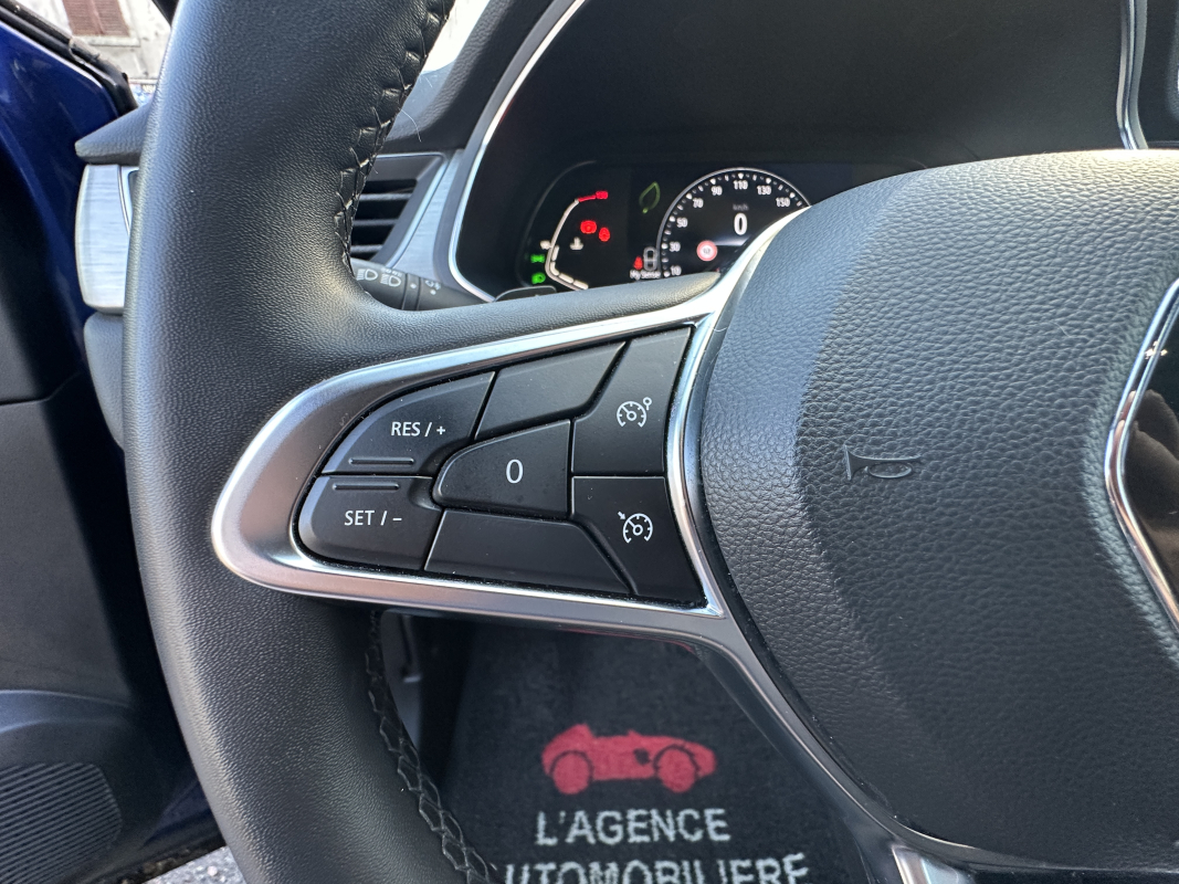 Renault Captur — 19