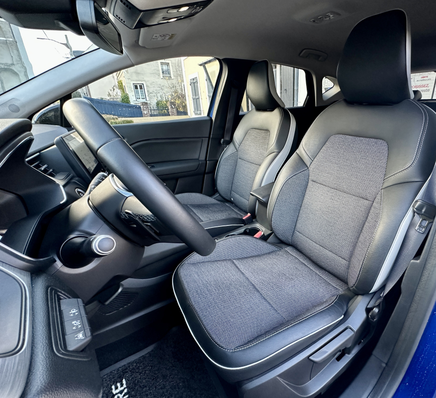 Renault Captur — 10