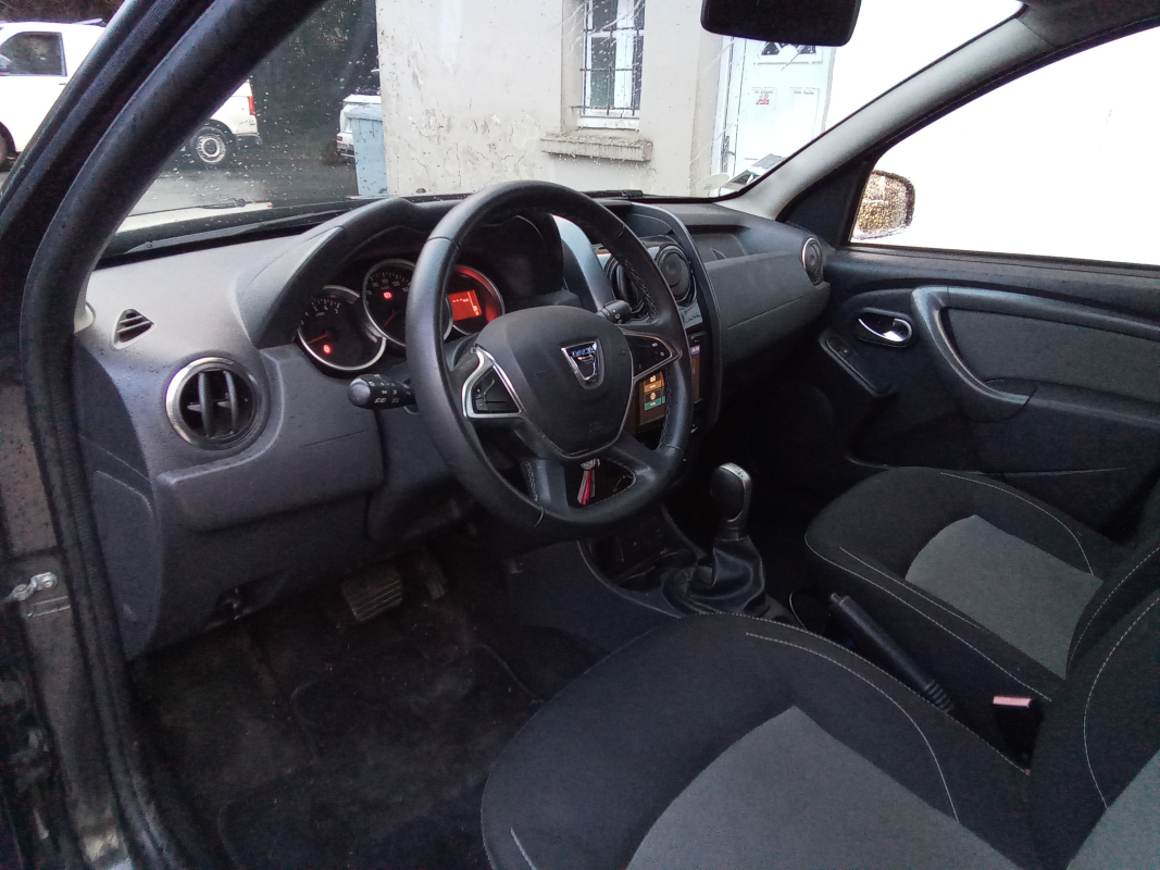 Dacia Duster — 8