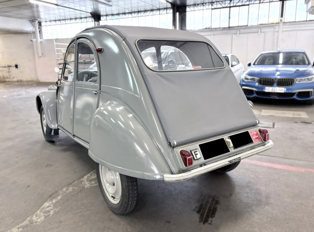 Citroen 2CV — 4