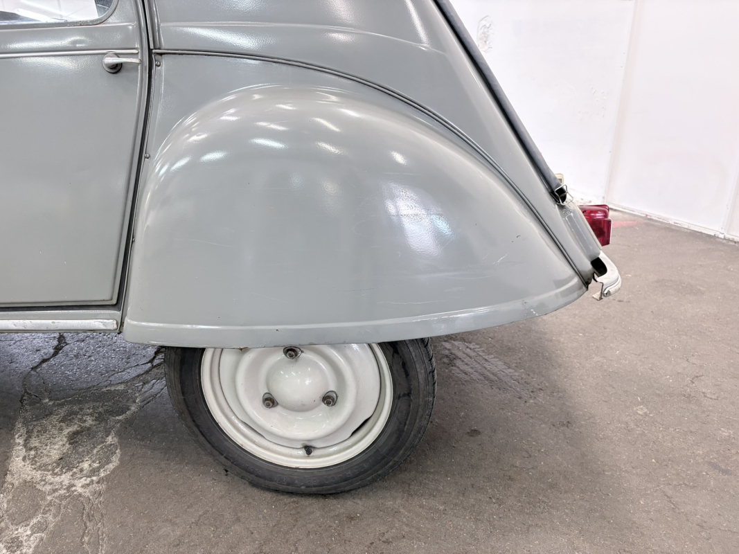 Citroen 2CV — 15