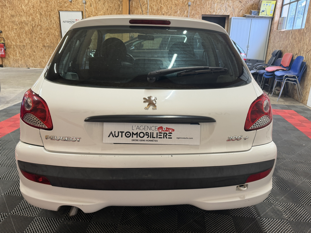 Peugeot 206+ — 4