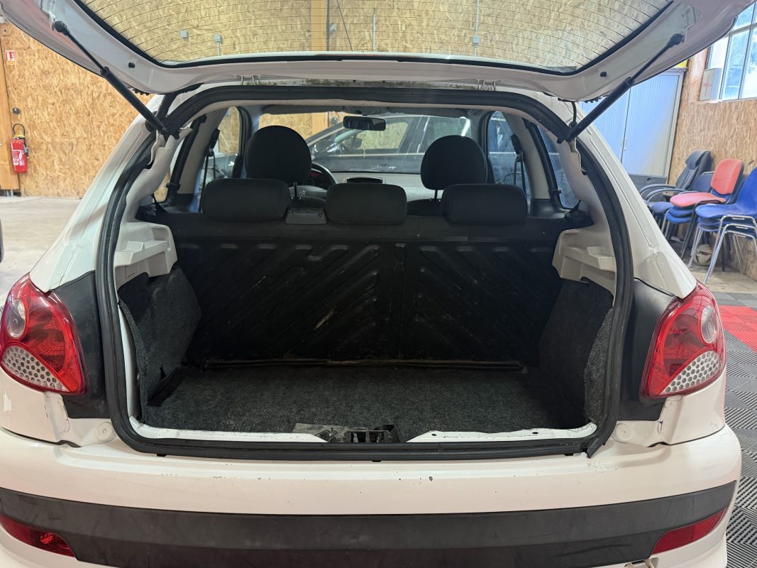 Peugeot 206+ — 17