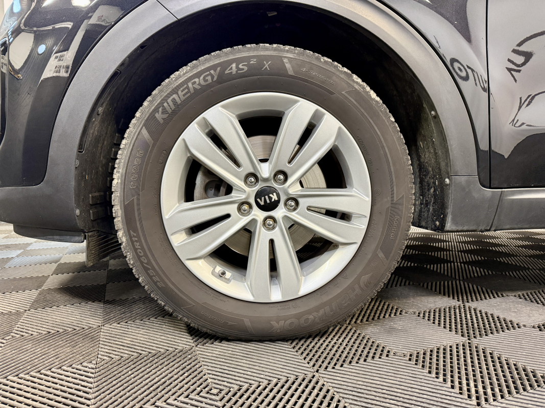 Kia Sportage — 9
