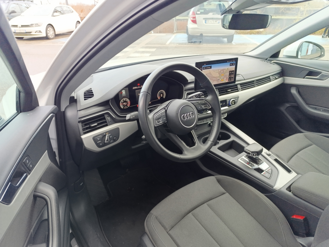 Audi A4 Avant — 26
