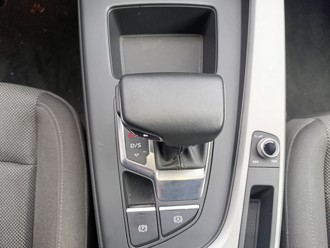 Audi A4 Avant — 24