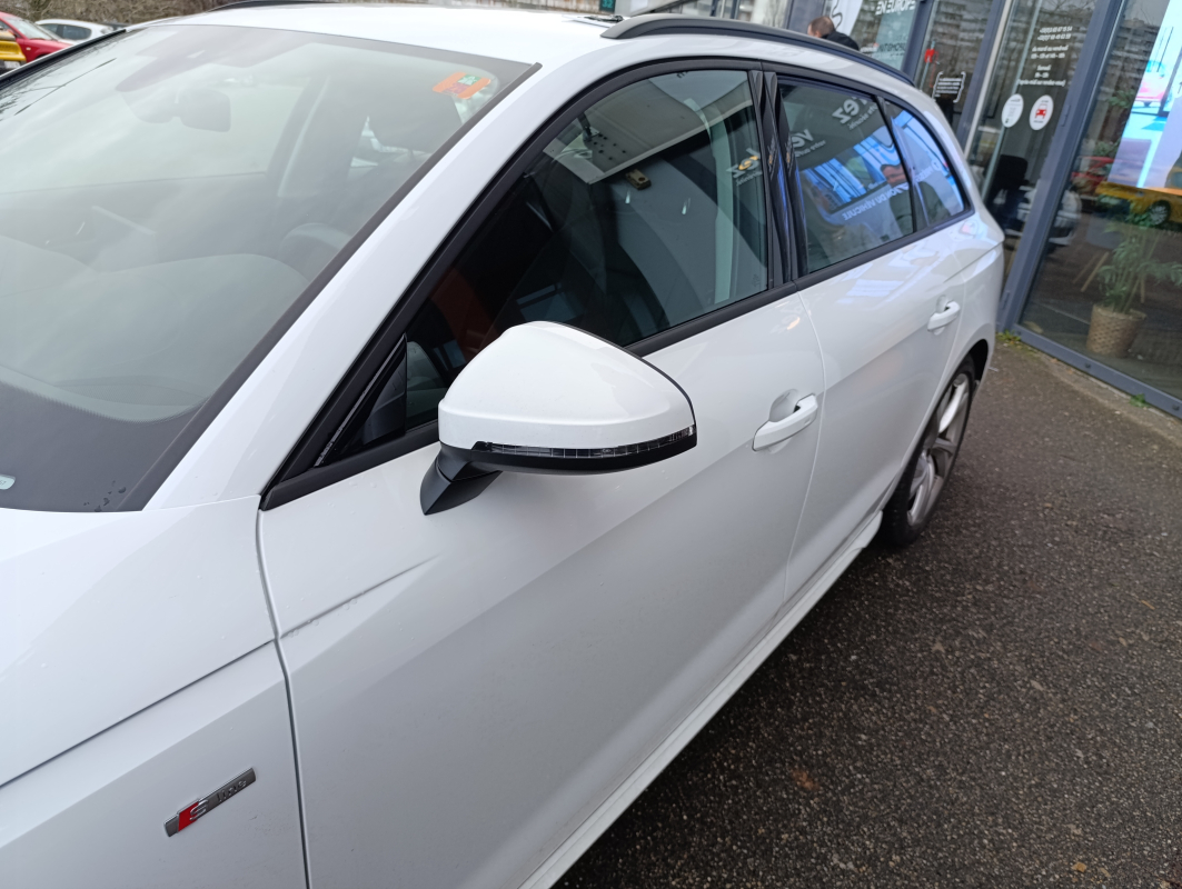 Audi A4 Avant — 35