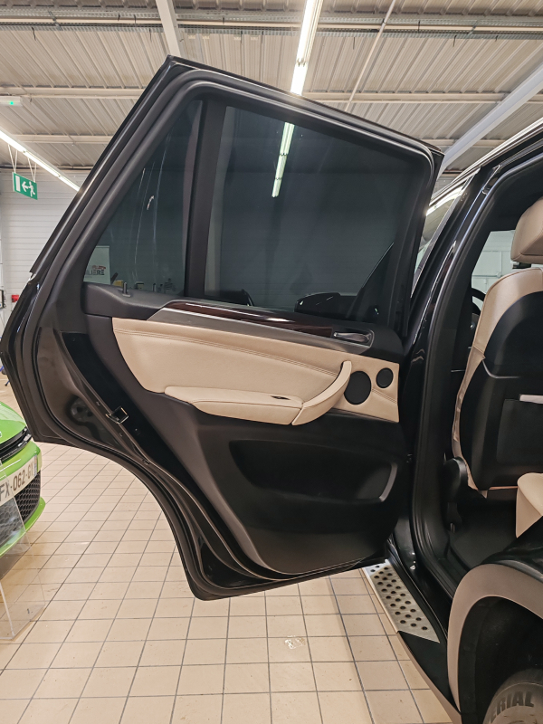 Bmw X5 — 26