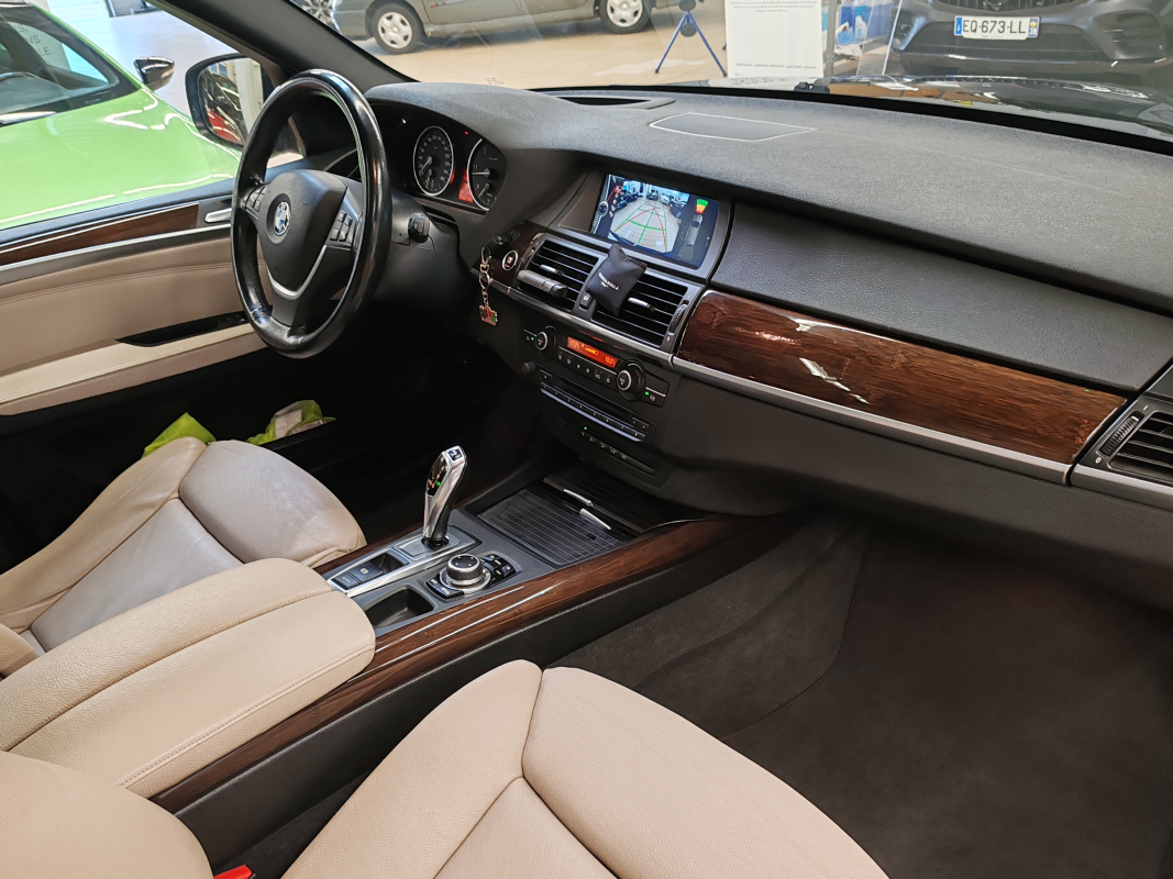 Bmw X5 — 12