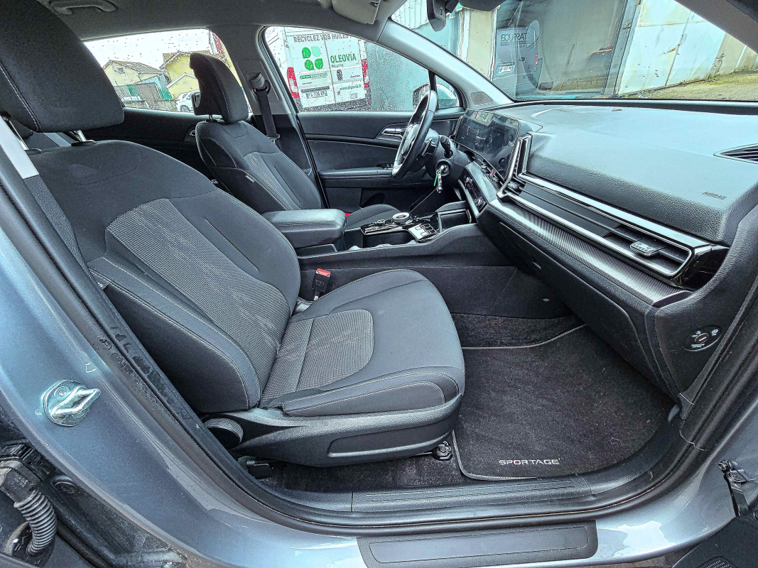 Kia Sportage — 18