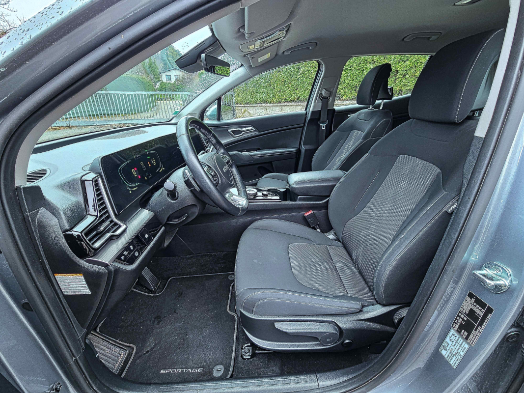 Kia Sportage — 12