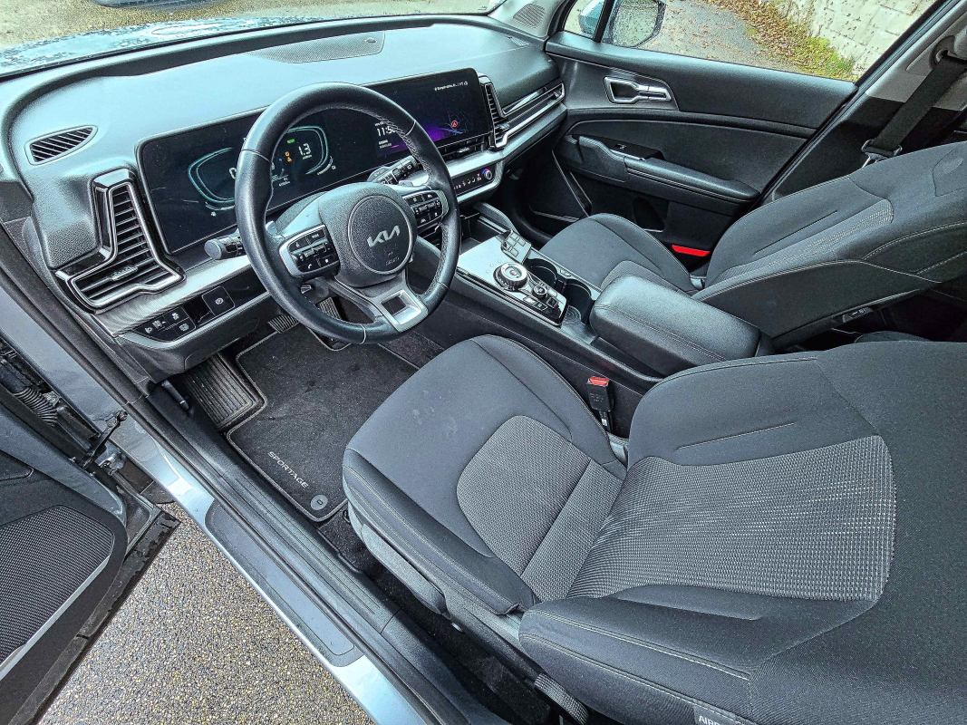 Kia Sportage — 14