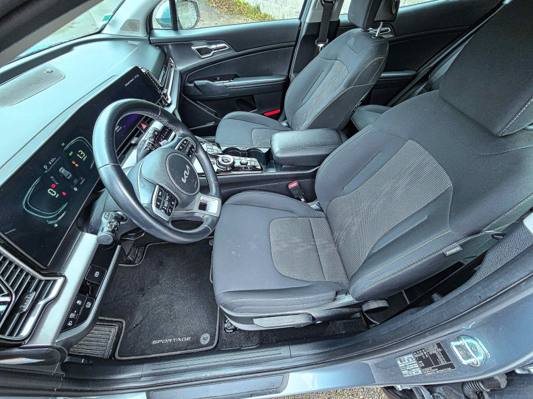 Kia Sportage — 16