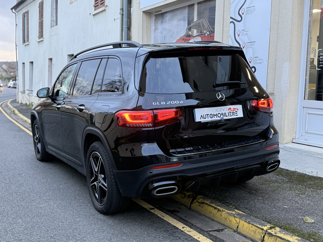 Mercedes GLB — 6
