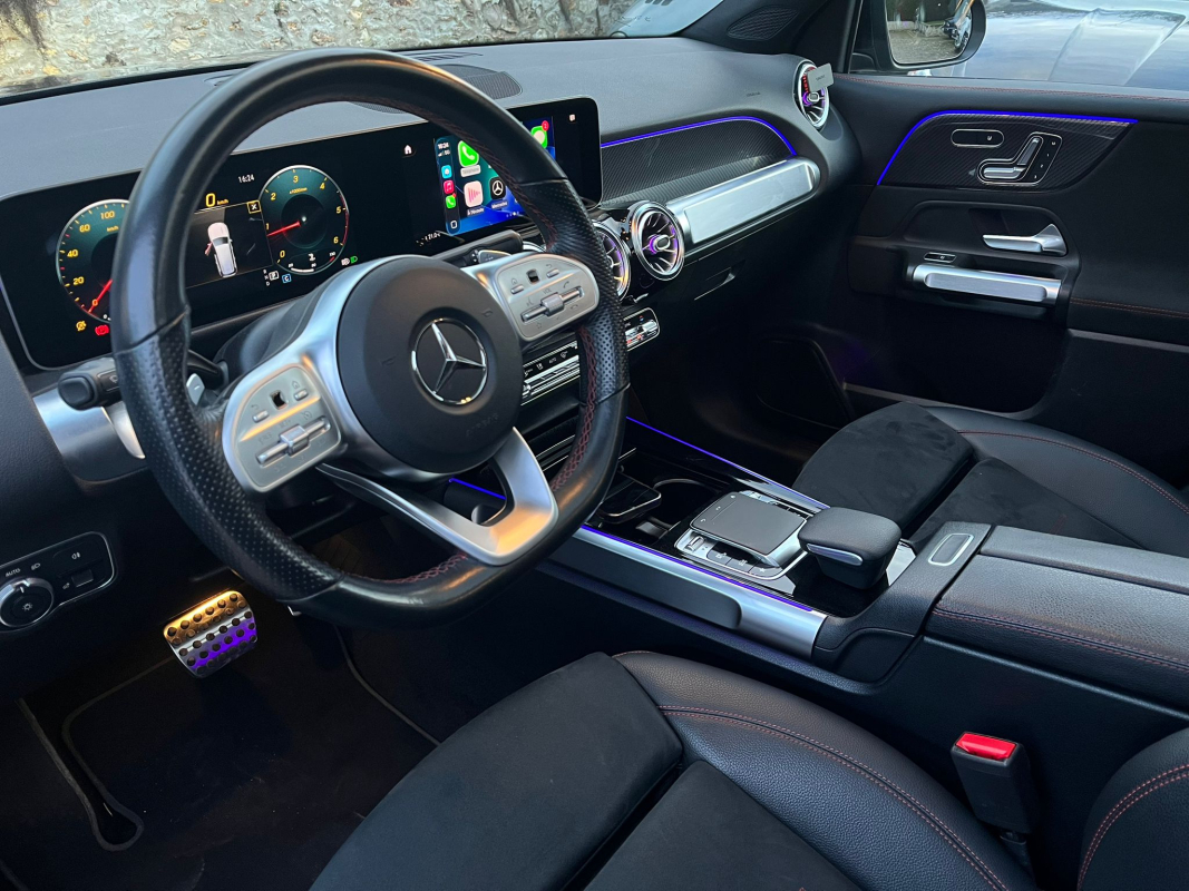 Mercedes GLB — 9
