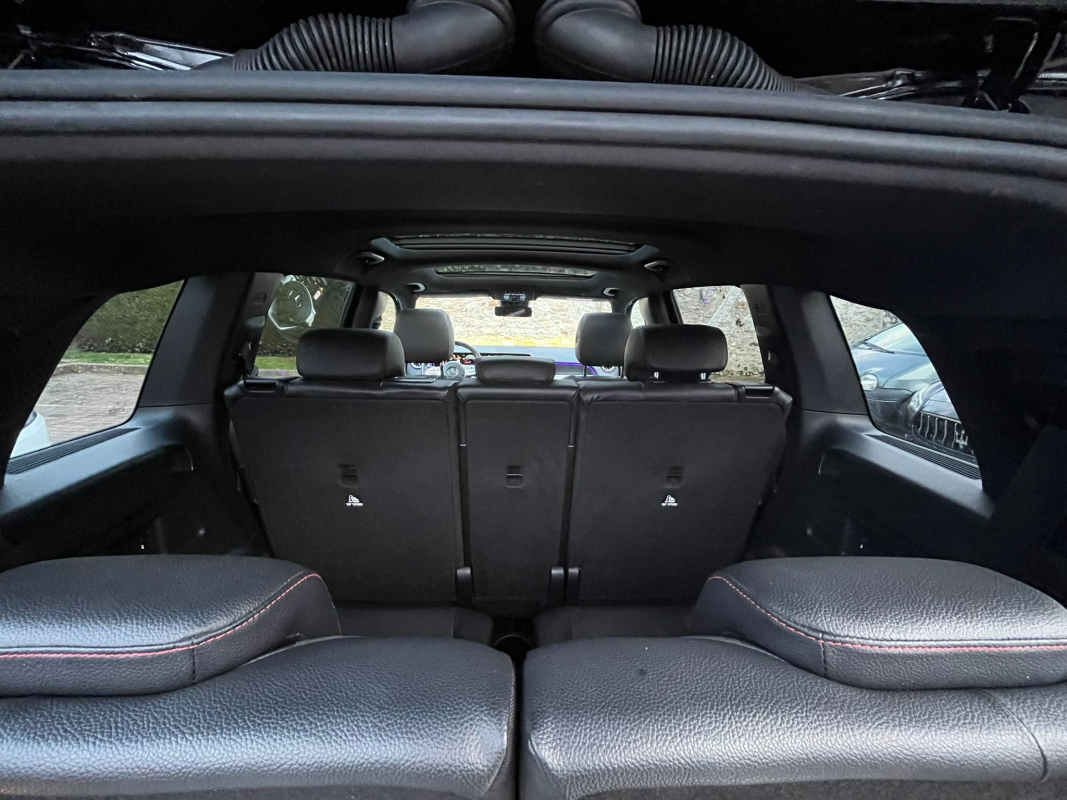 Mercedes GLB — 13