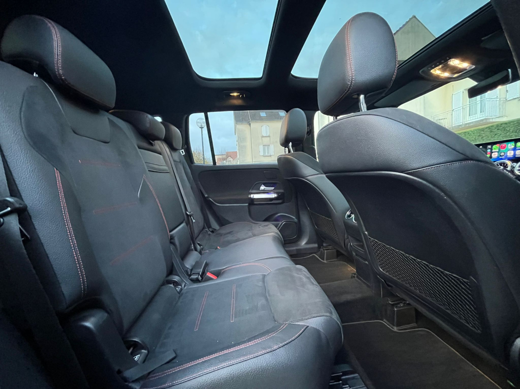 Mercedes GLB — 12