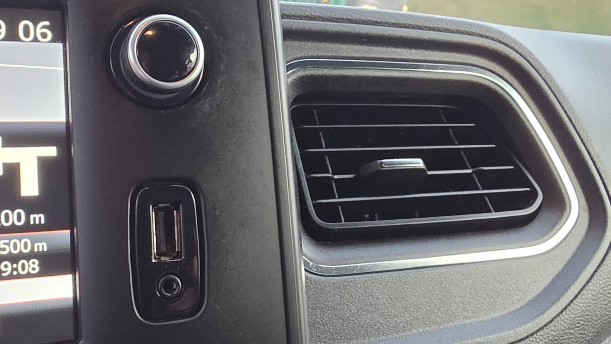 Renault Master — 40