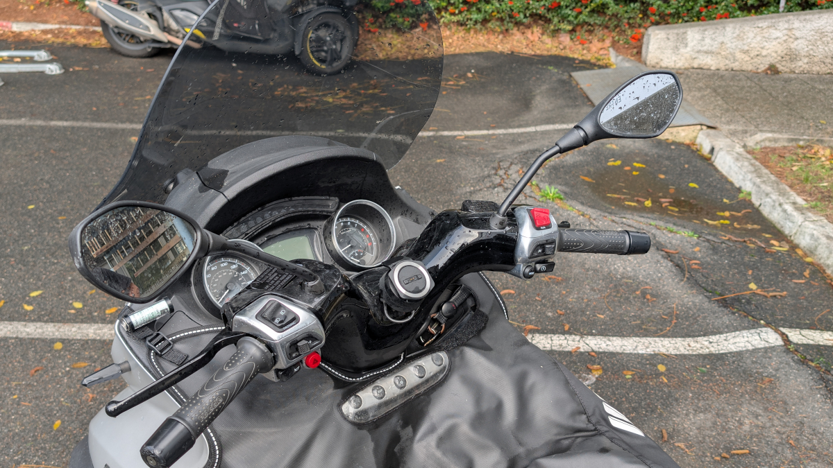 Piaggio MP3 — 7