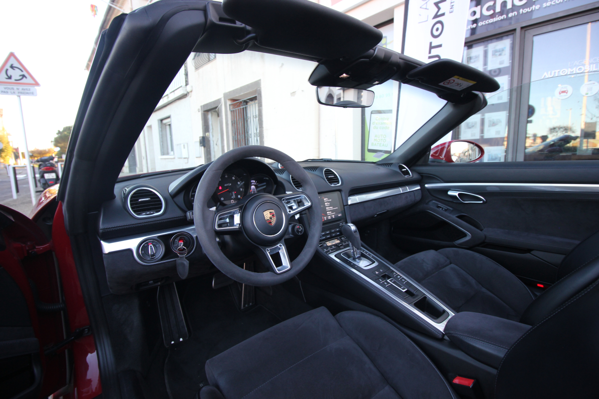 Porsche 718 — 12