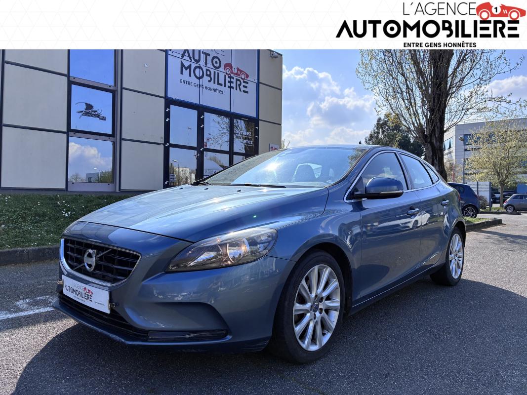 Volvo V40 — 7