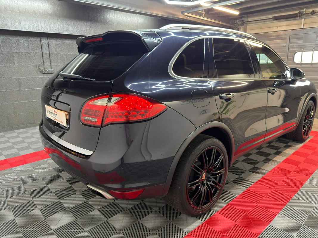 Porsche Cayenne — 5