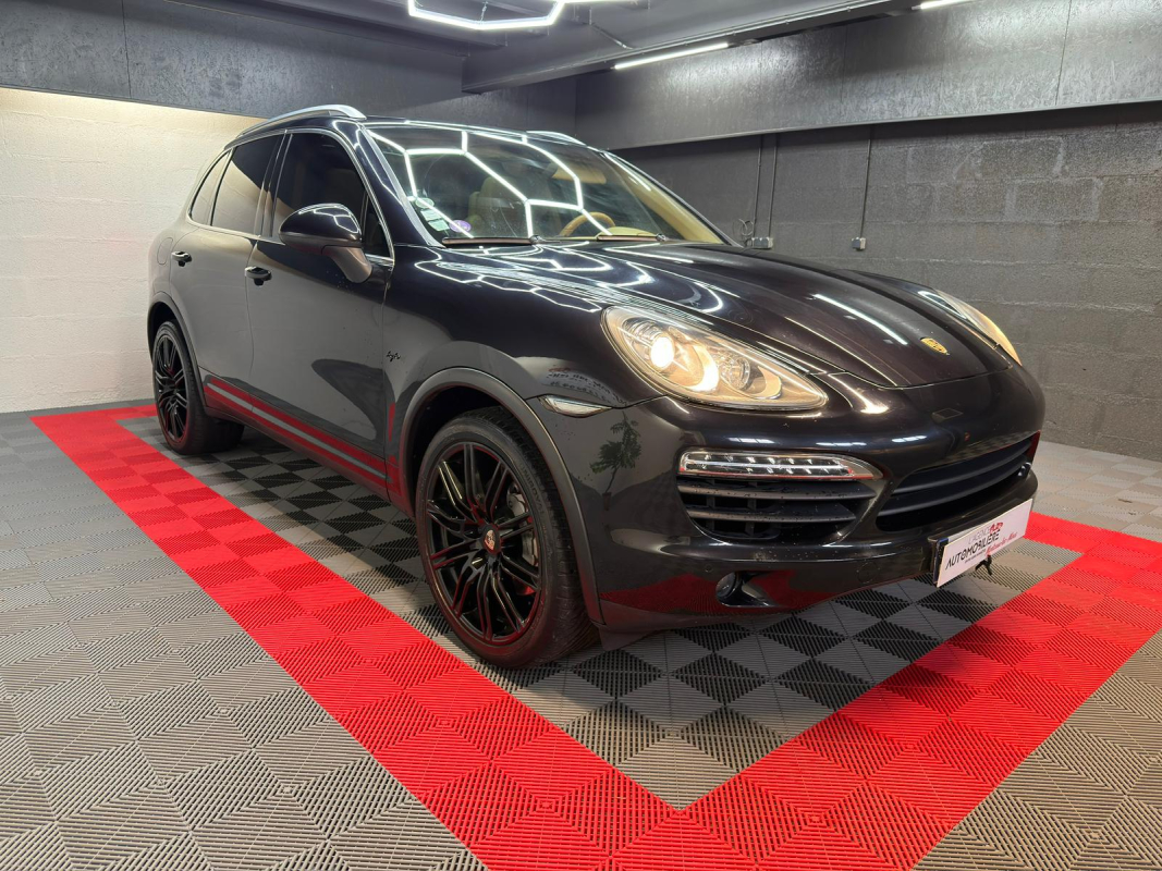 Porsche Cayenne — 3