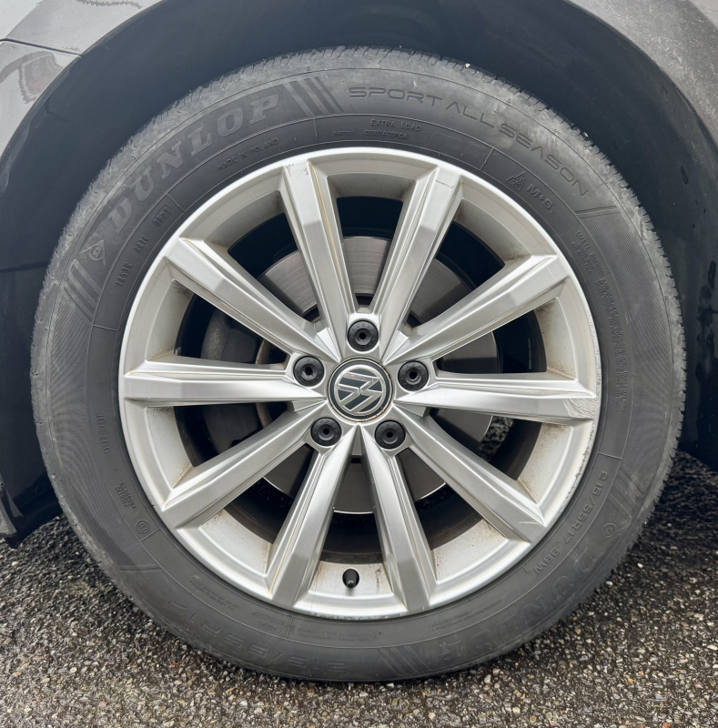 Volkswagen Passat SW — 33