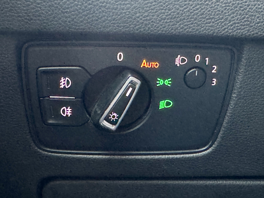 Volkswagen Passat SW — 20