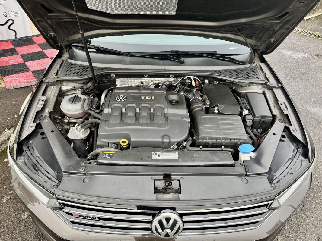 Volkswagen Passat SW — 31