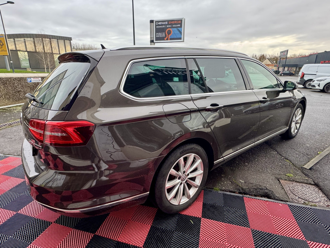 Volkswagen Passat SW — 5