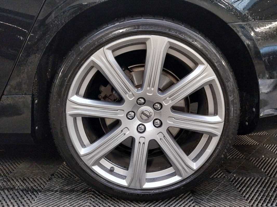 Volvo S90 — 22
