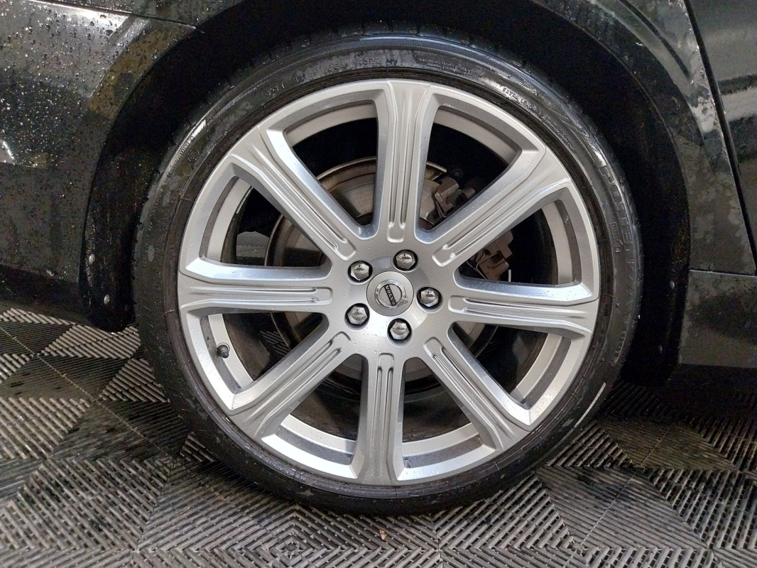 Volvo S90 — 23
