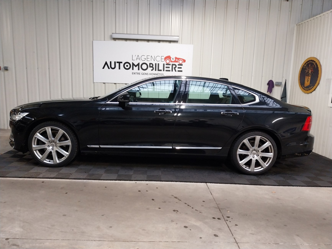 Volvo S90 — 8