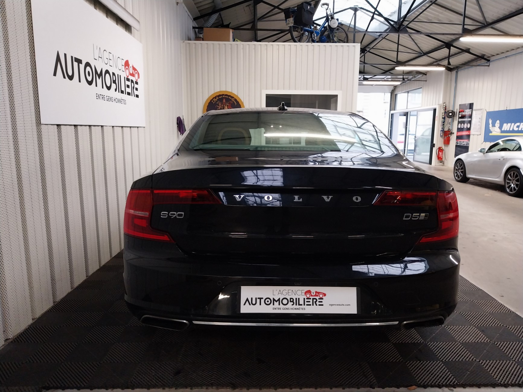 Volvo S90 — 6
