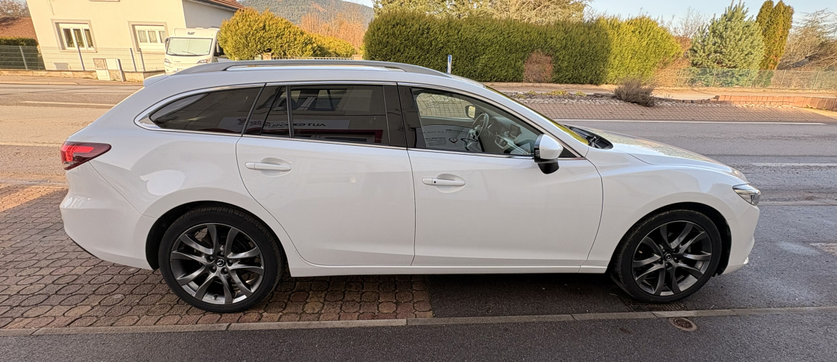 Mazda Mazda 6 — 4