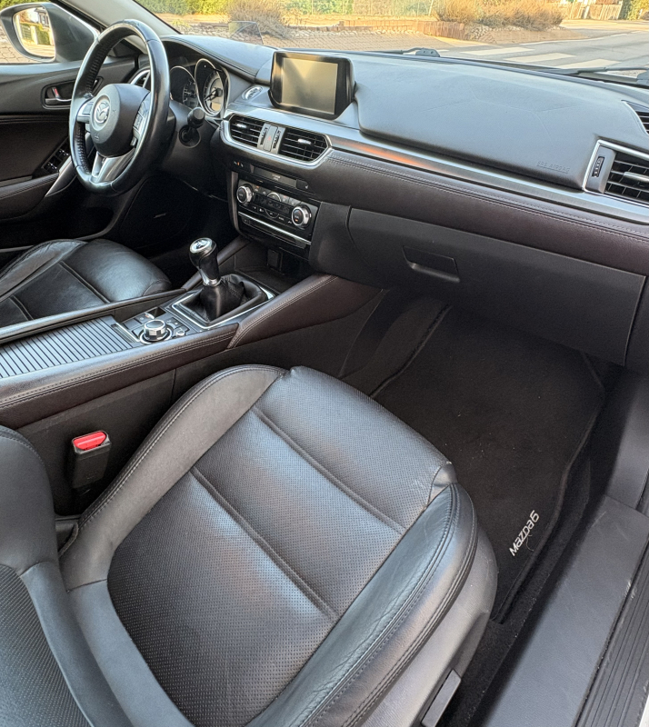 Mazda Mazda 6 — 16
